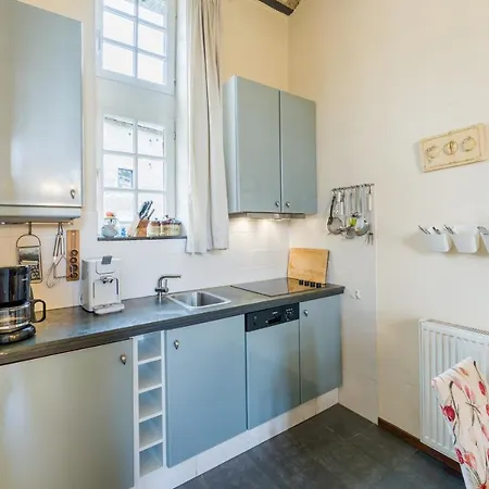 Apartment Meschermolen 12